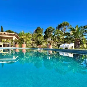 La Source 83 - Close To St Tropez Bed & Breakfast Cogolin